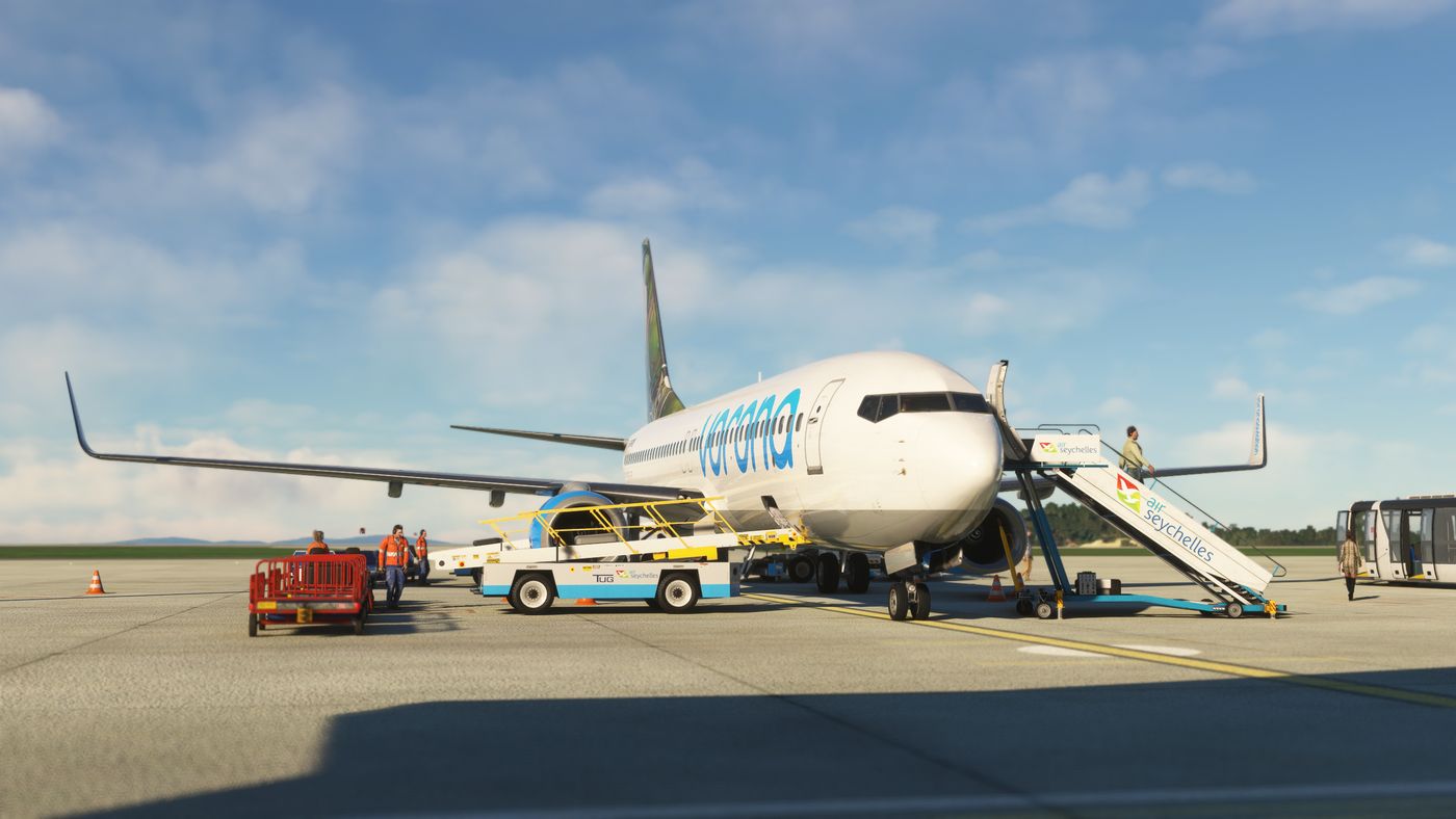 Vorona aircraft boarding